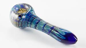 You are currently viewing The Ultimate Guide to Weed Bowls: Choosing and Using the Perfect Piece