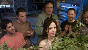 Read more about the article The Cast of the Show Weeds: A Deep Dive into the Characters and Their Impact