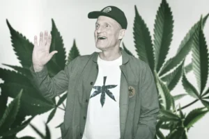 Read more about the article How to Get a Gift Certificate to Woody Harrelson’s Weed Club