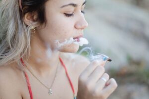 Read more about the article How Long After COVID Should You Wait to Smoke Weed?