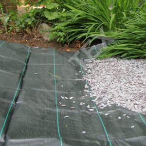 Read more about the article The Ultimate Guide to Using a Garden Weed Barrier for a Lush, Weed-Free Garden